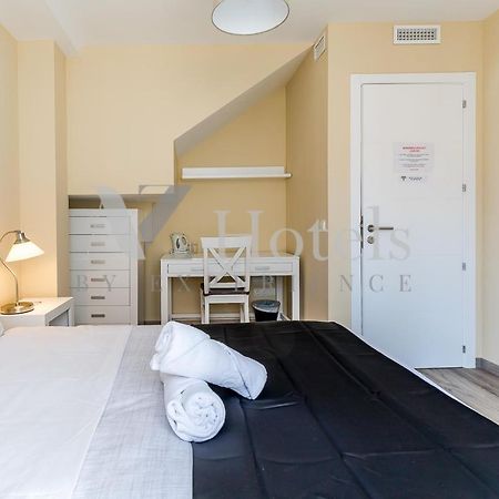 Ayz Villegas - Auto Check-In Property Madrid Exterior photo