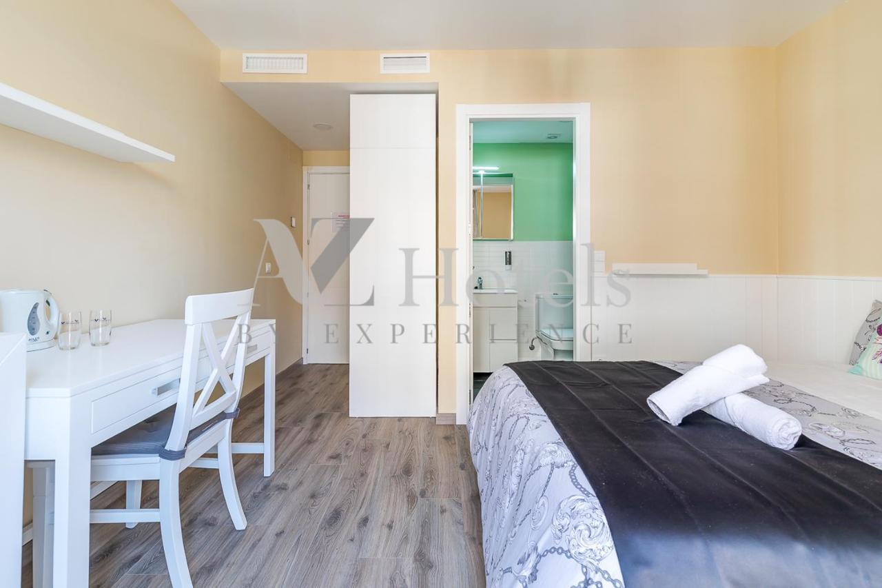 Ayz Villegas - Auto Check-In Property Madrid Exterior photo